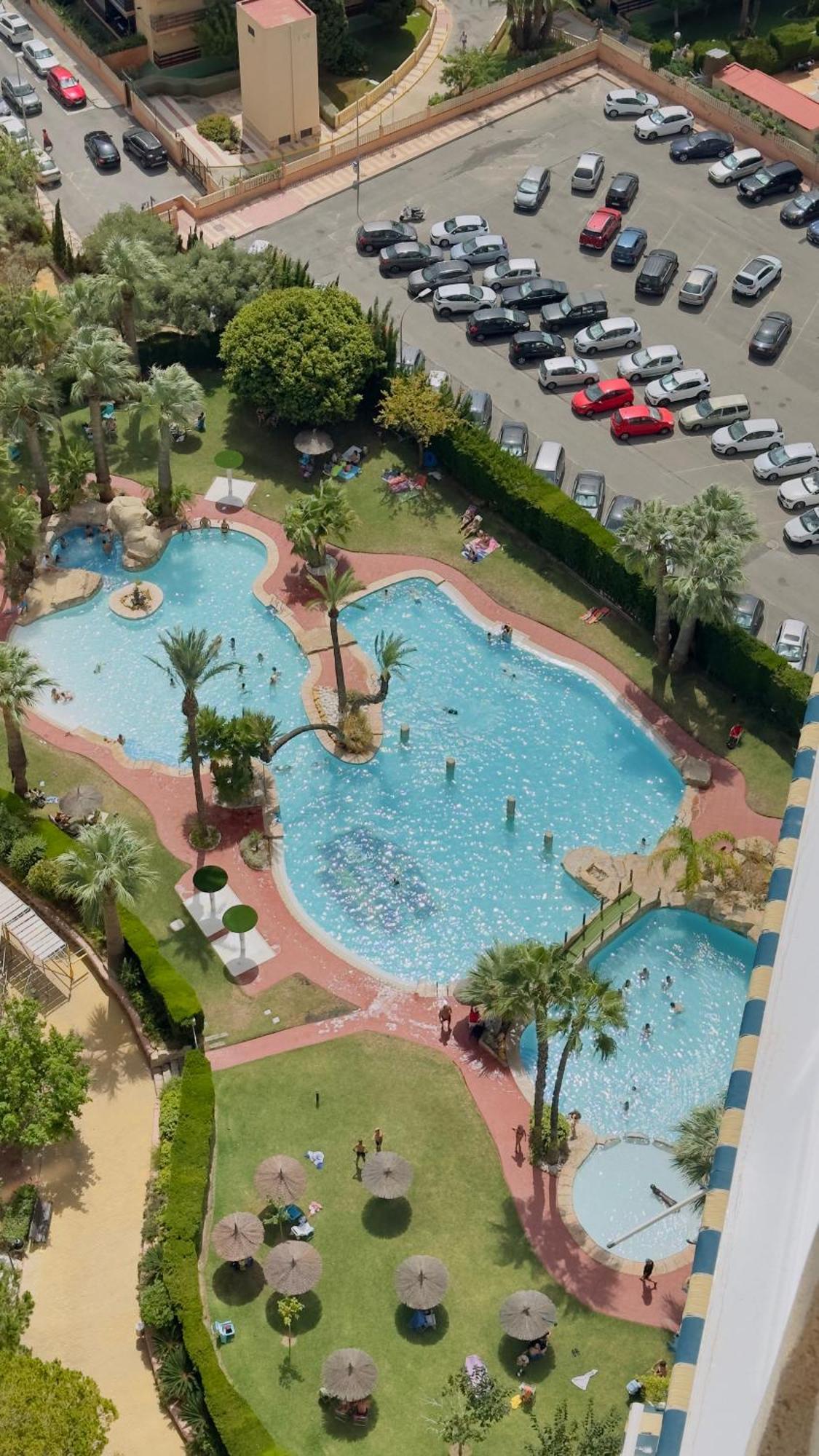 Atico A 50M Del Mar. Parking Gratis. A/C Apartment El Campello Luaran gambar