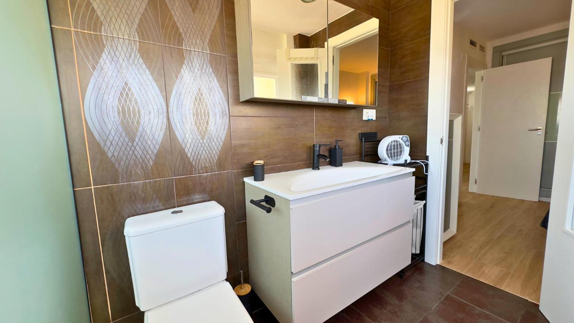 Atico A 50M Del Mar. Parking Gratis. A/C Apartment El Campello Luaran gambar