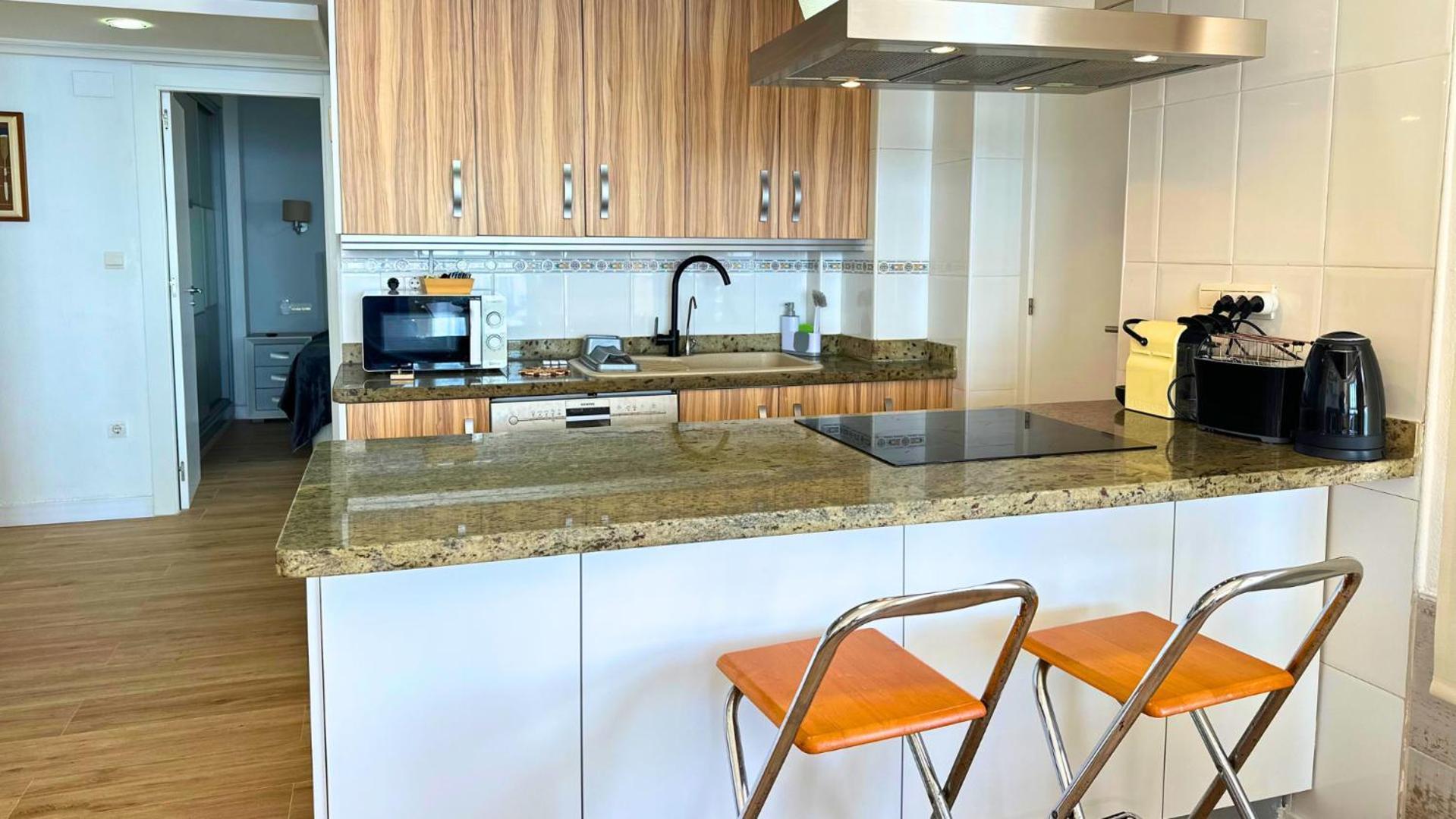 Atico A 50M Del Mar. Parking Gratis. A/C Apartment El Campello Luaran gambar
