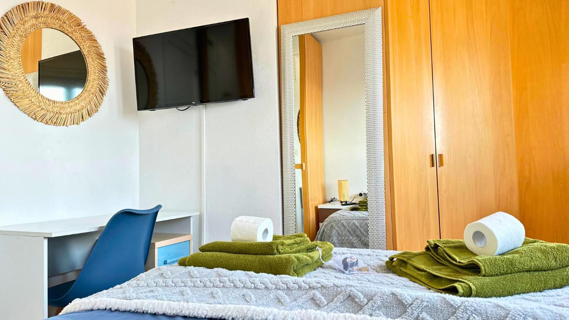 Atico A 50M Del Mar. Parking Gratis. A/C Apartment El Campello Luaran gambar