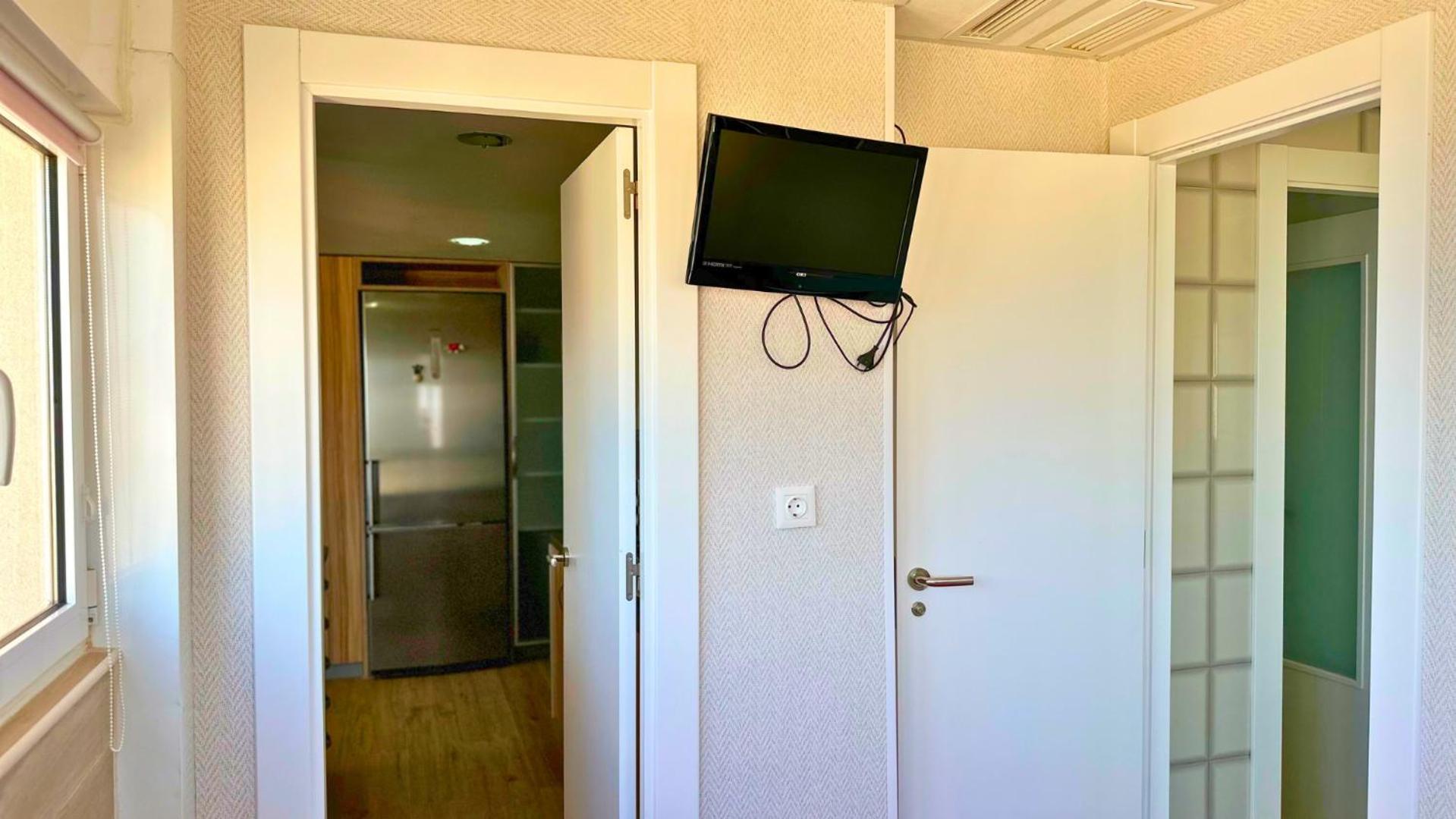 Atico A 50M Del Mar. Parking Gratis. A/C Apartment El Campello Luaran gambar