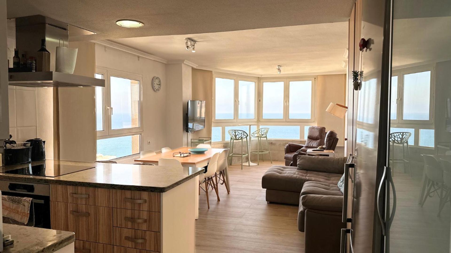 Atico A 50M Del Mar. Parking Gratis. A/C Apartment El Campello Luaran gambar